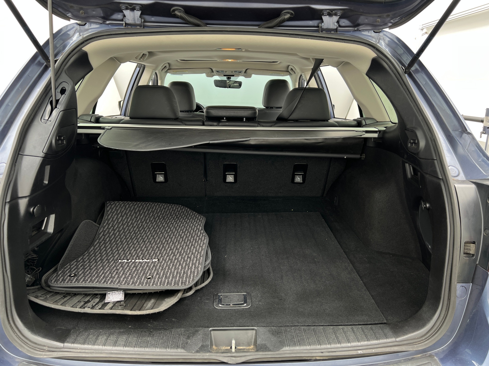 Thumbnail: 2017 Subaru Outback - 6