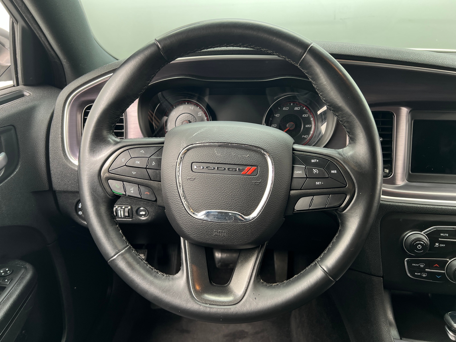 Thumbnail: 2018 Dodge Charger - 5