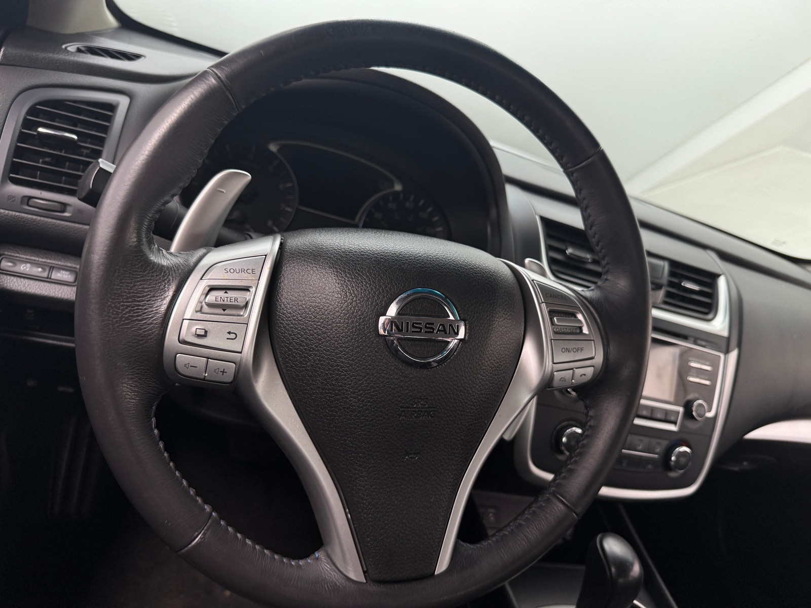 Thumbnail: 2017 Nissan Altima - 5