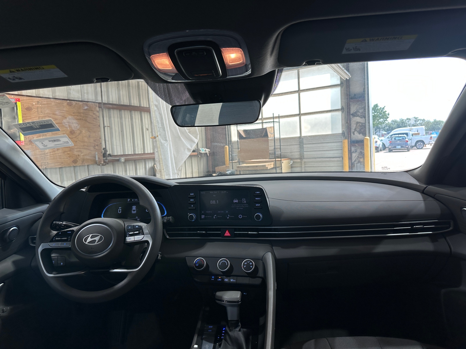 Thumbnail: 2024 Hyundai Elantra - 3