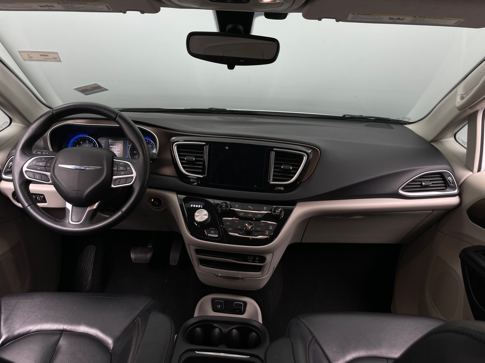 Thumbnail: 2017 Chrysler Pacifica - 2