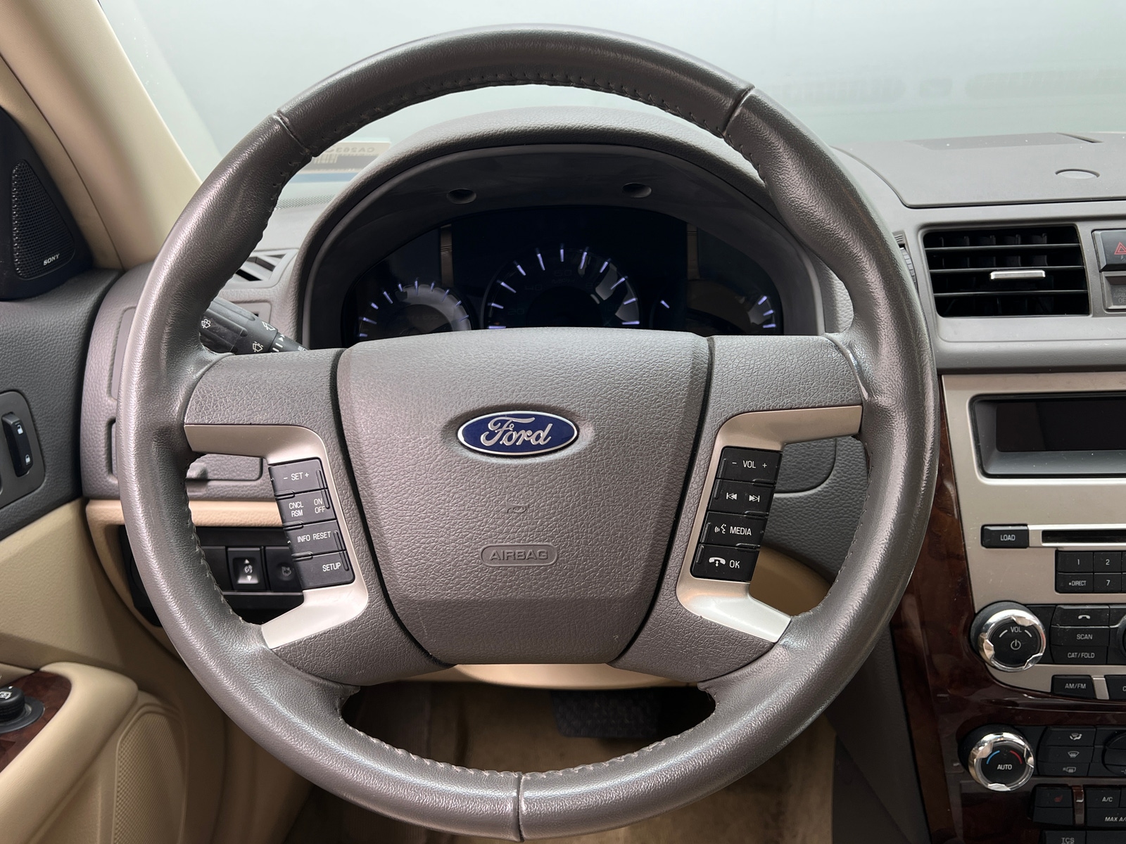 Thumbnail: 2012 Ford Fusion - 4