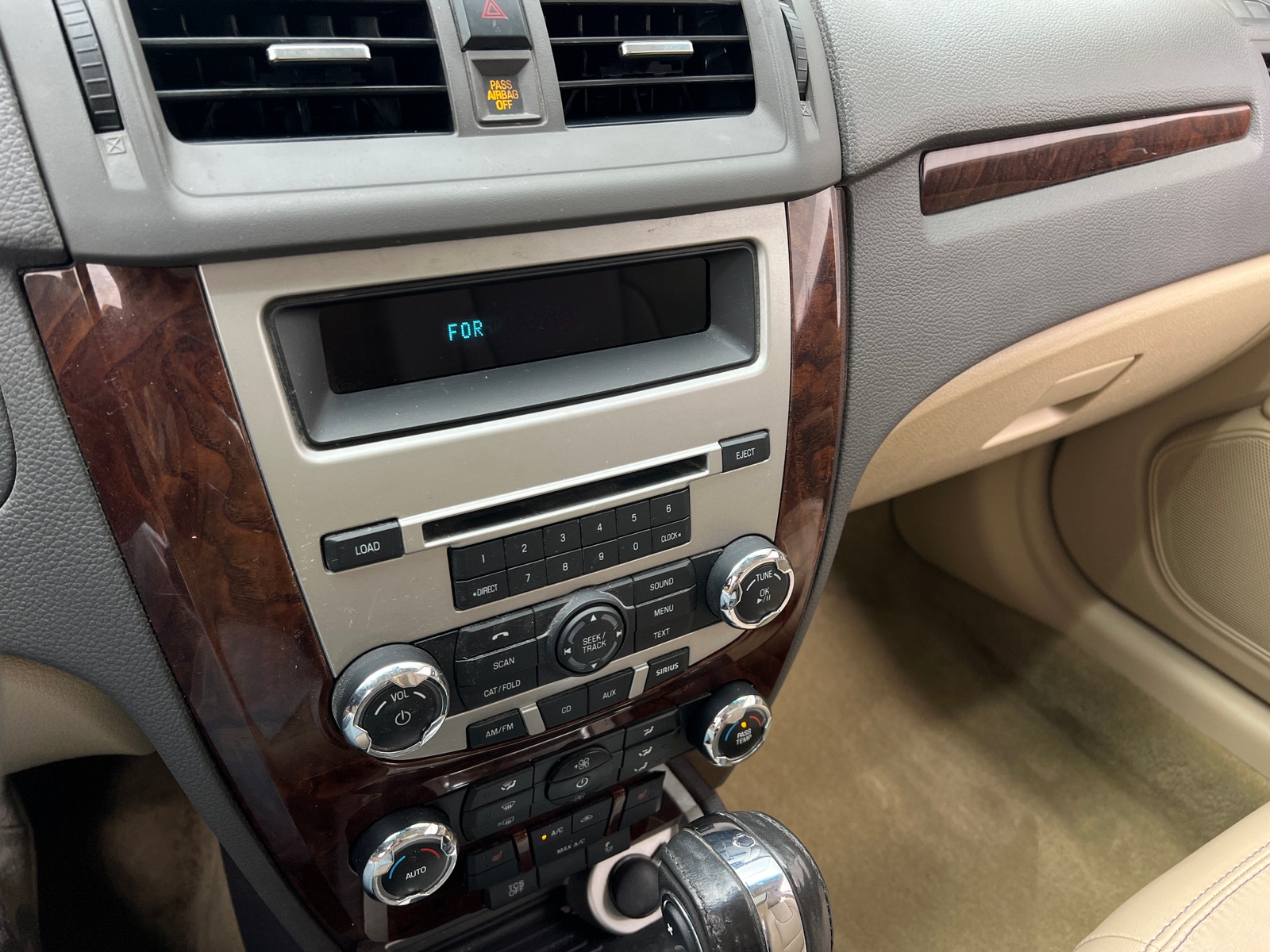 Thumbnail: 2012 Ford Fusion - 3