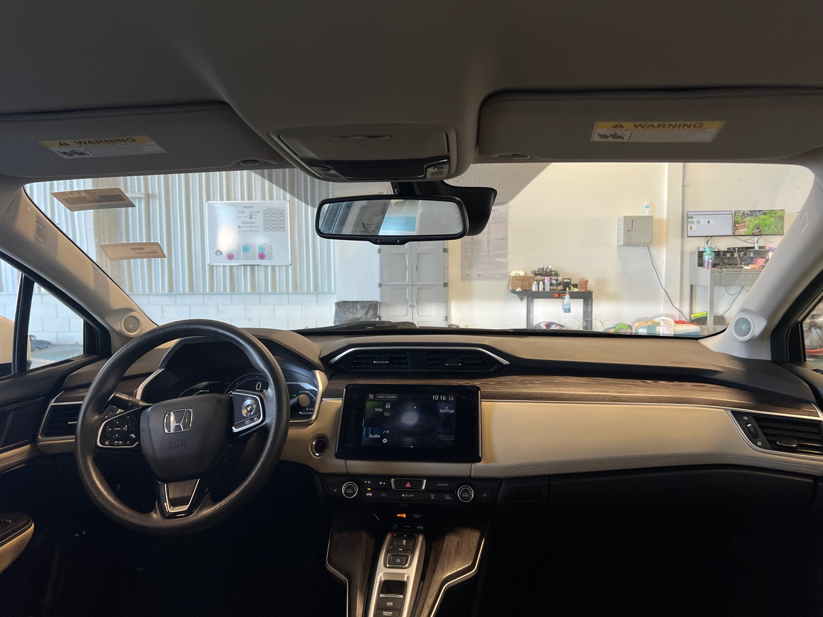 Thumbnail: 2018 Honda Clarity - 3