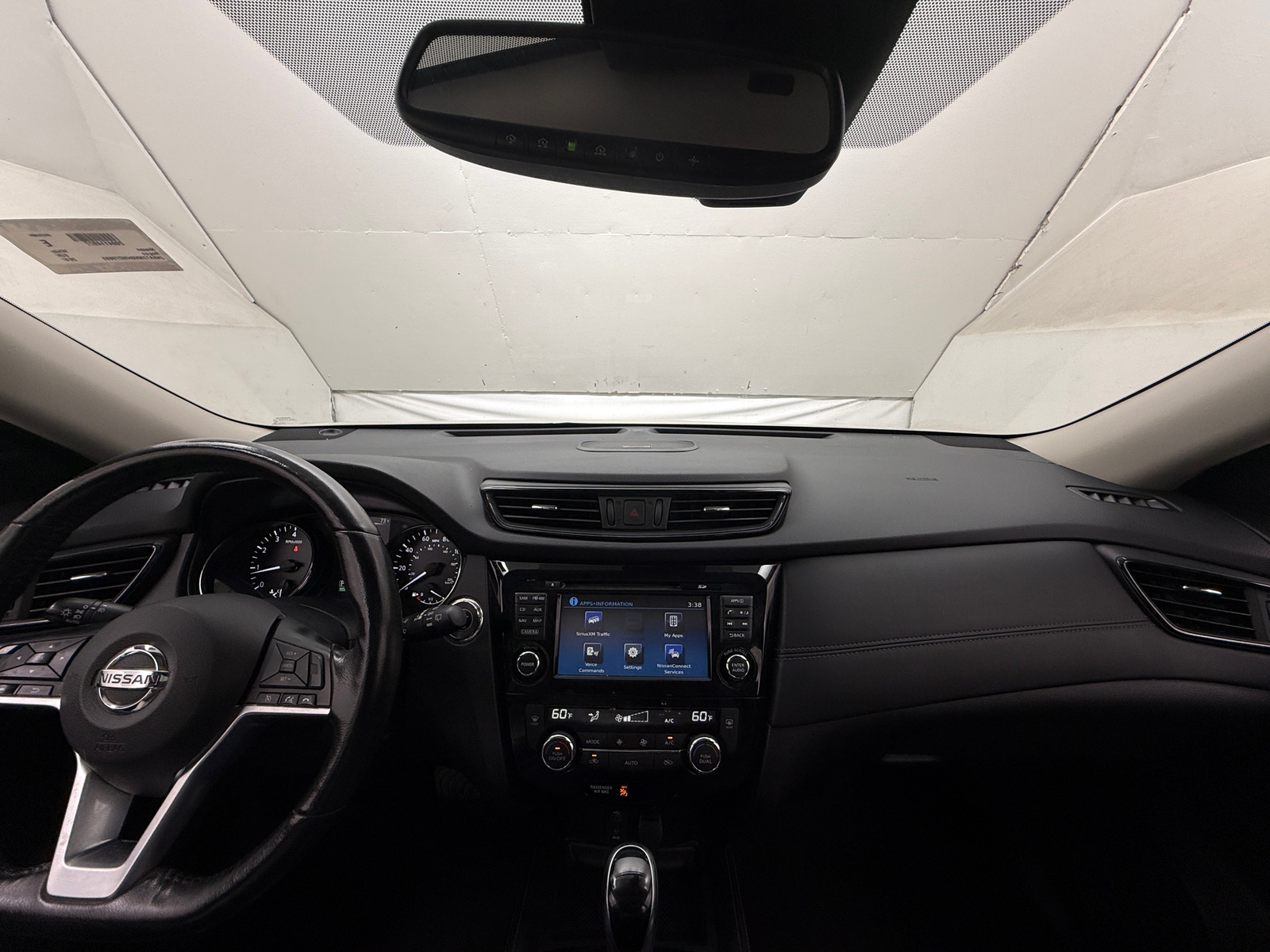 Thumbnail: 2017 Nissan Rogue - 2