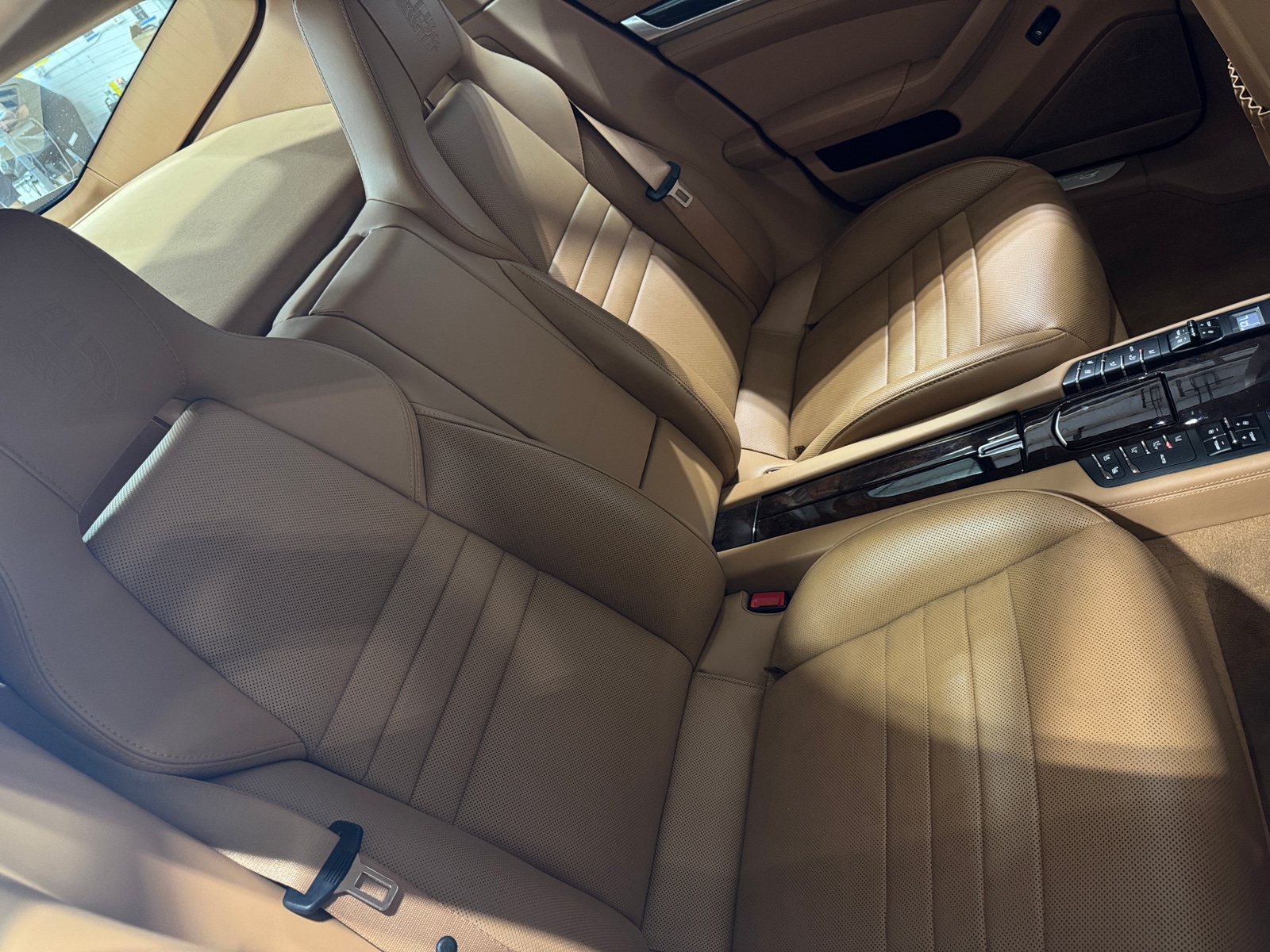 Thumbnail: 2015 Porsche Panamera - 5