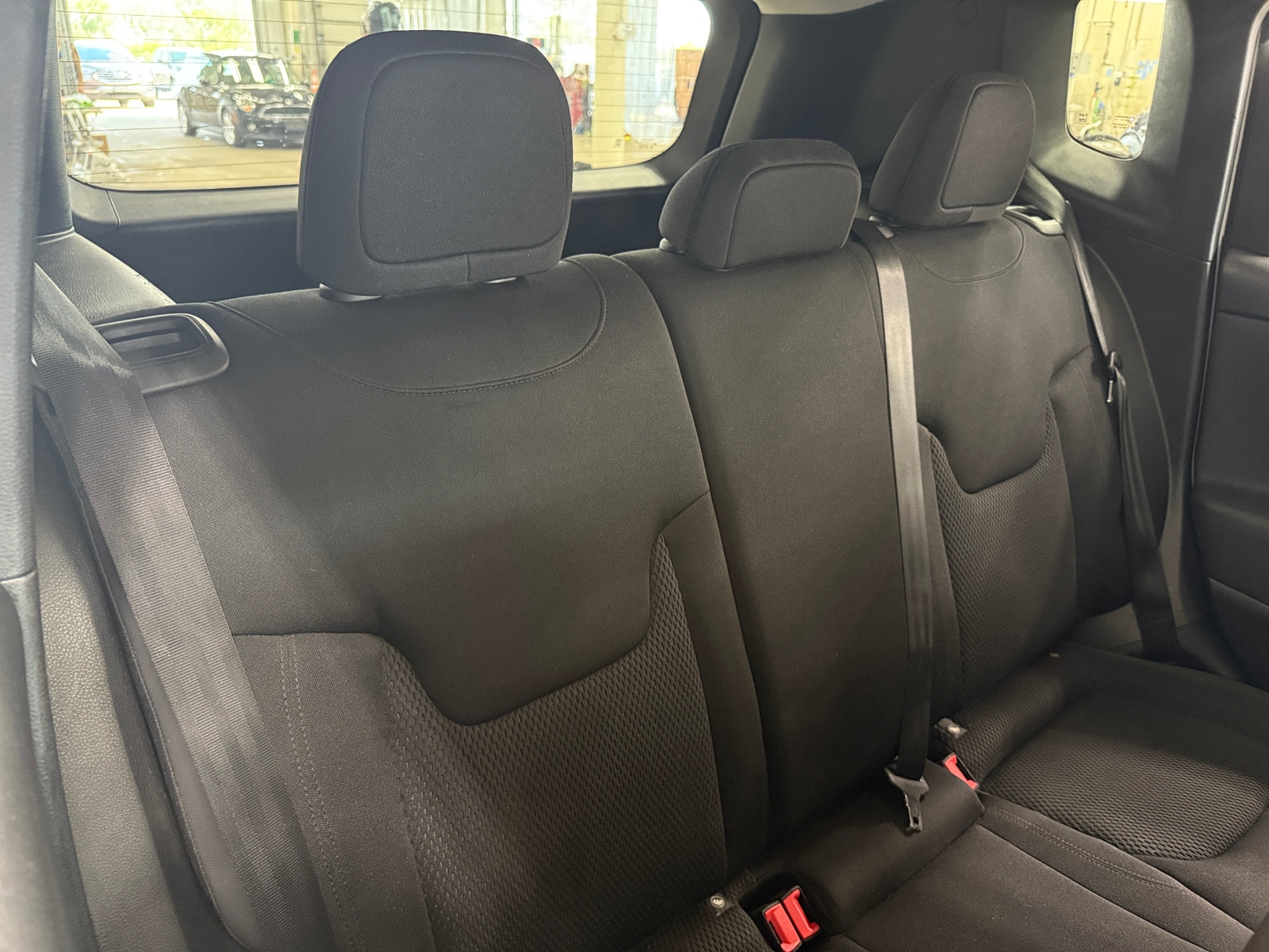 Thumbnail: 2019 Jeep Renegade - 6