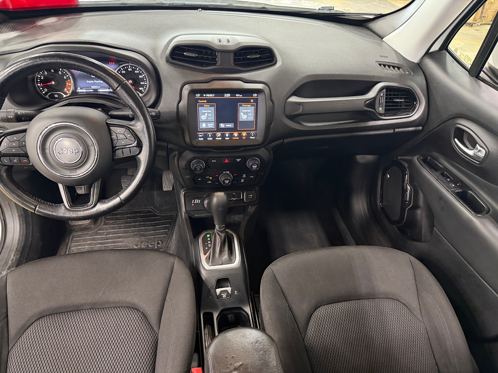 Thumbnail: 2019 Jeep Renegade - 3