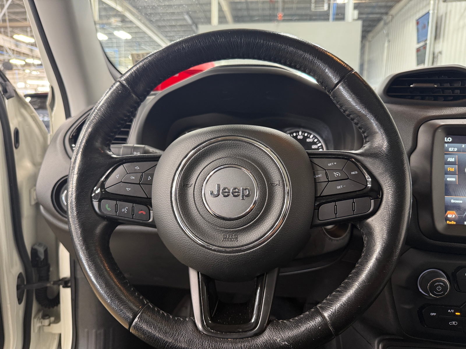 Thumbnail: 2019 Jeep Renegade - 5