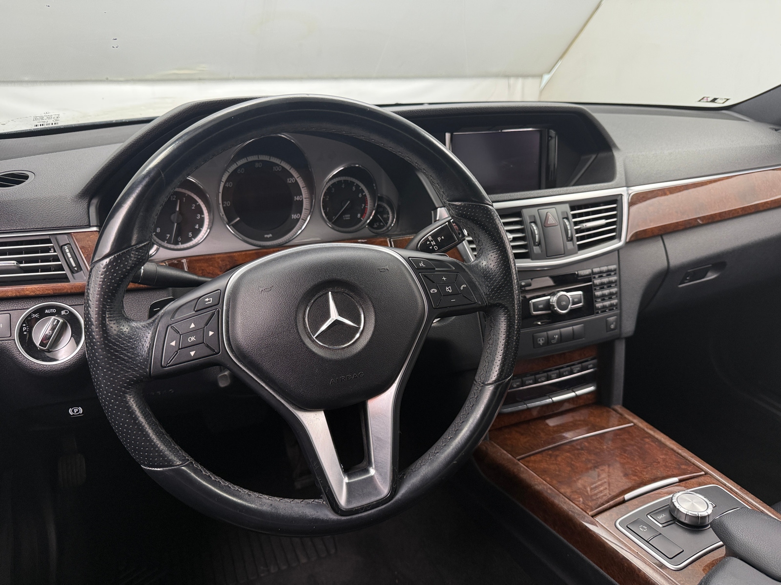 Thumbnail: 2013 Mercedes-Benz E-Class - 4
