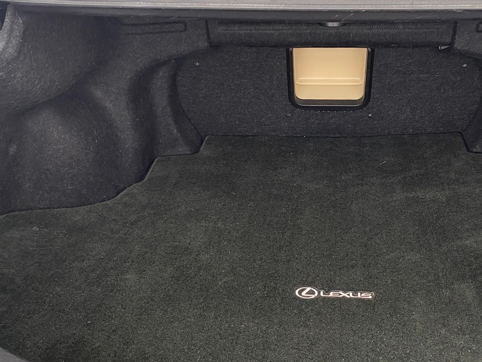 Thumbnail: 2012 Lexus ES - 6