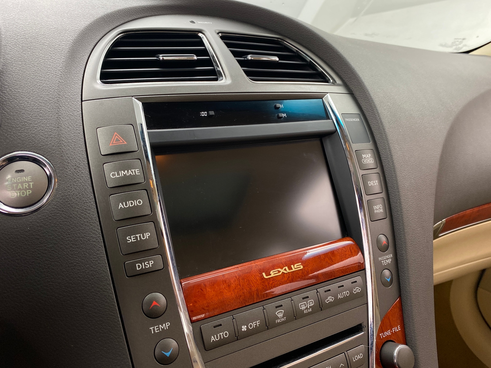 Thumbnail: 2012 Lexus ES - 3
