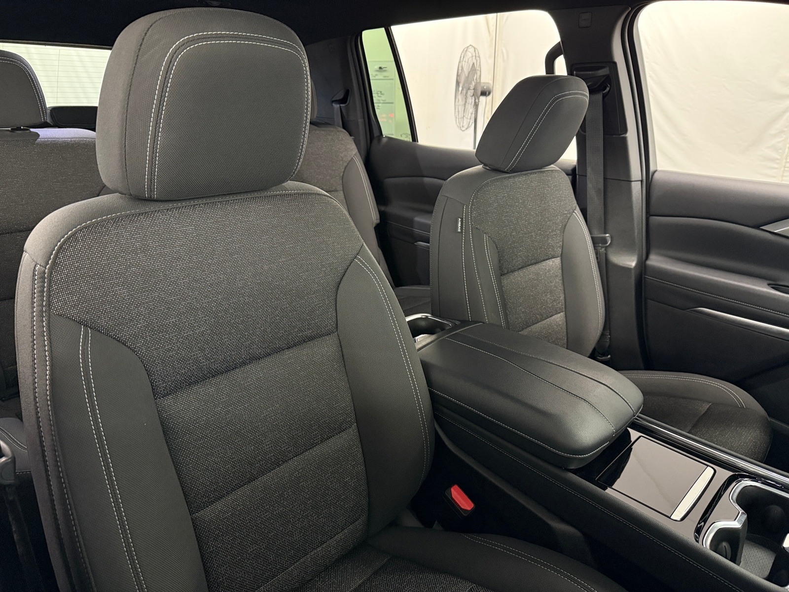 Thumbnail: 2024 Chevrolet Traverse - 2