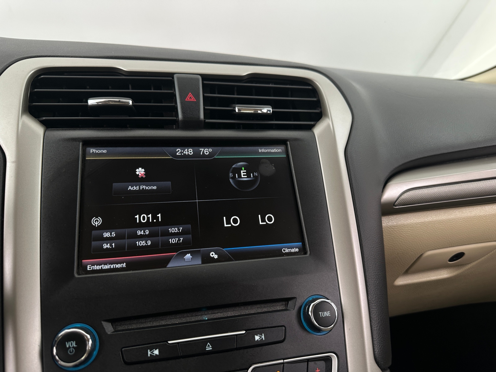 Thumbnail: 2016 Ford Fusion - 4