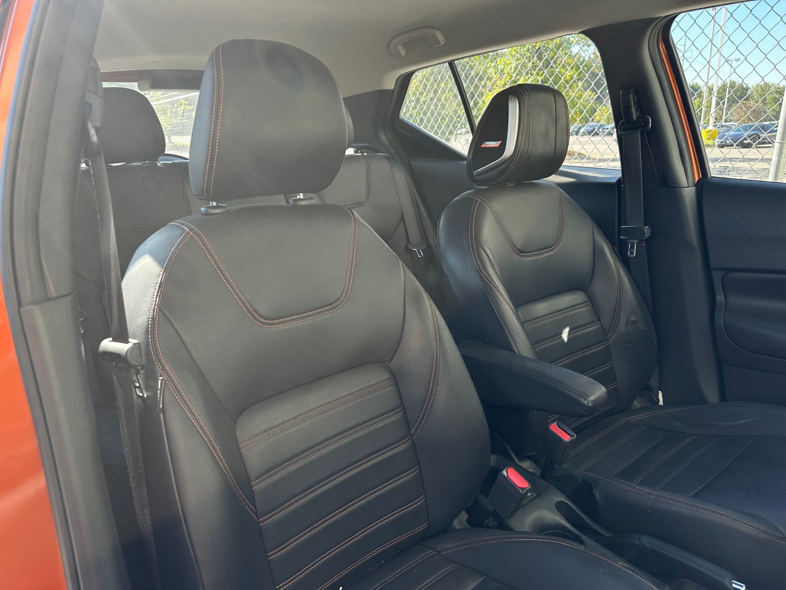 Thumbnail: 2019 Nissan Kicks - 2