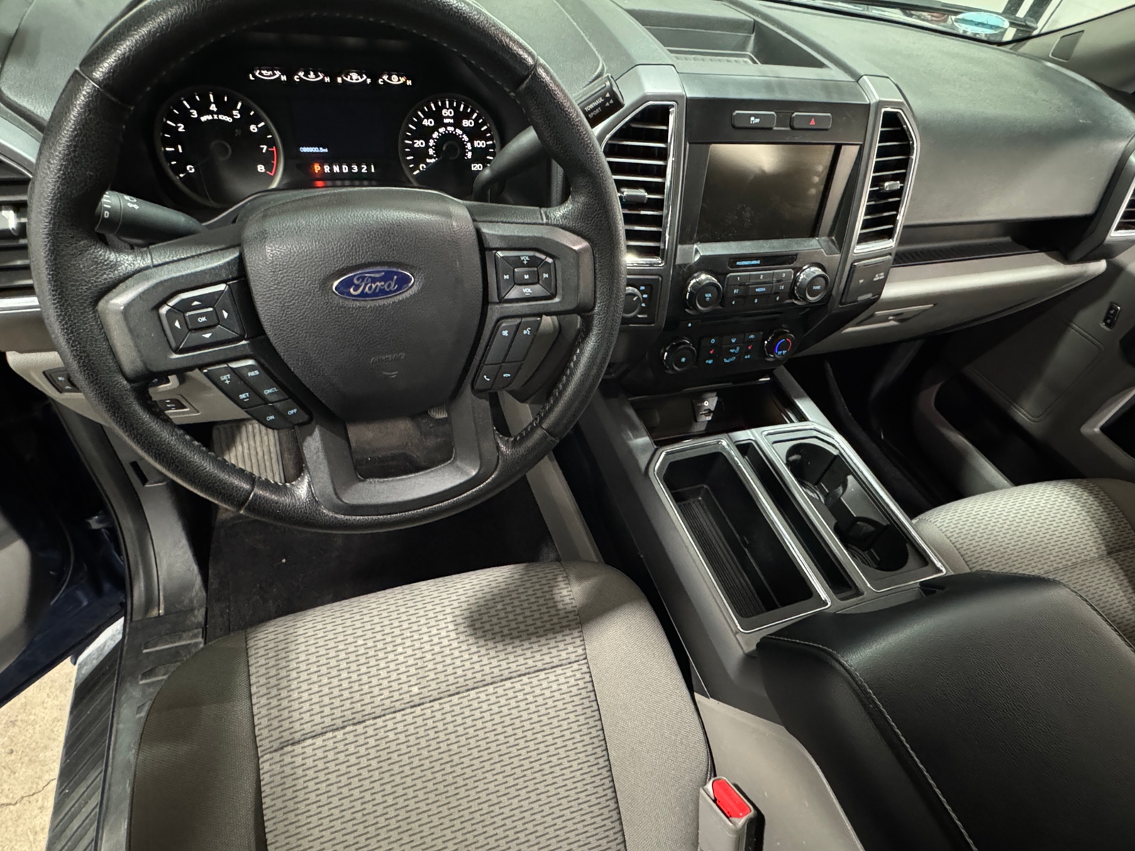 Thumbnail: 2015 Ford Econoline - 3