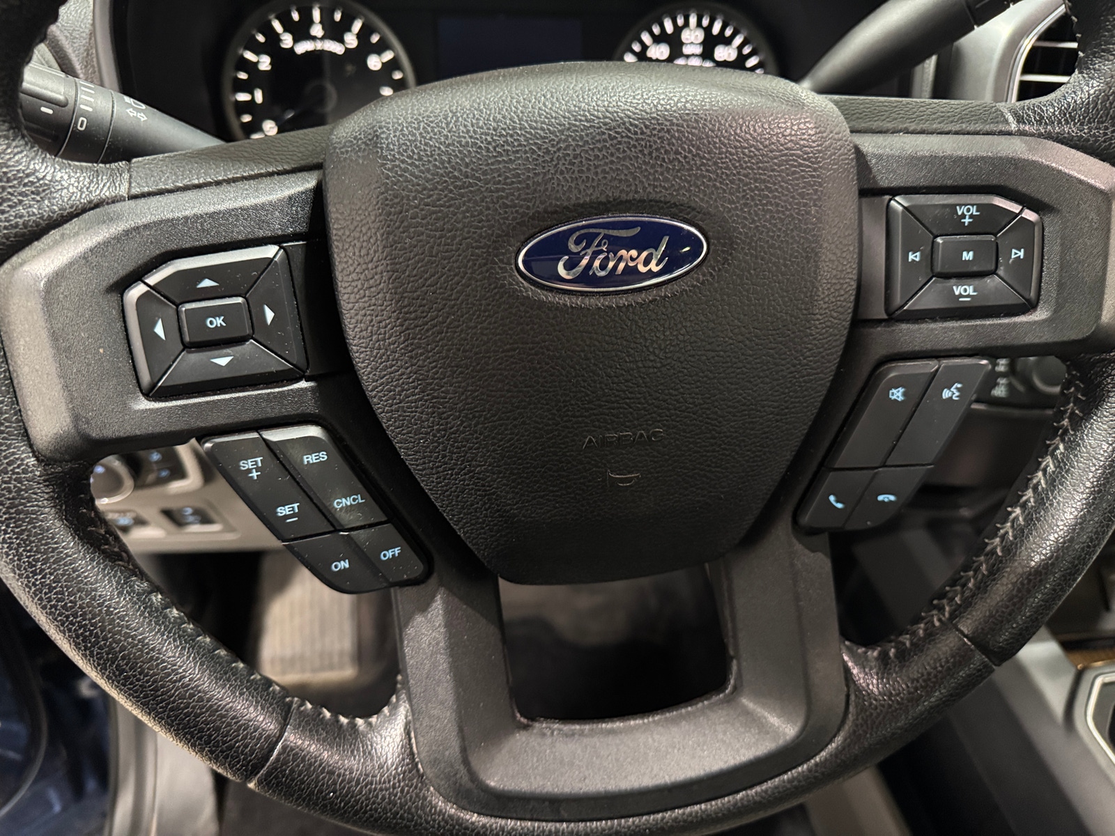 Thumbnail: 2015 Ford Econoline - 5