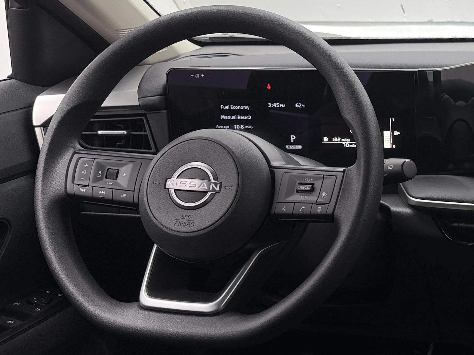 Thumbnail: 2025 Nissan Kicks - 5