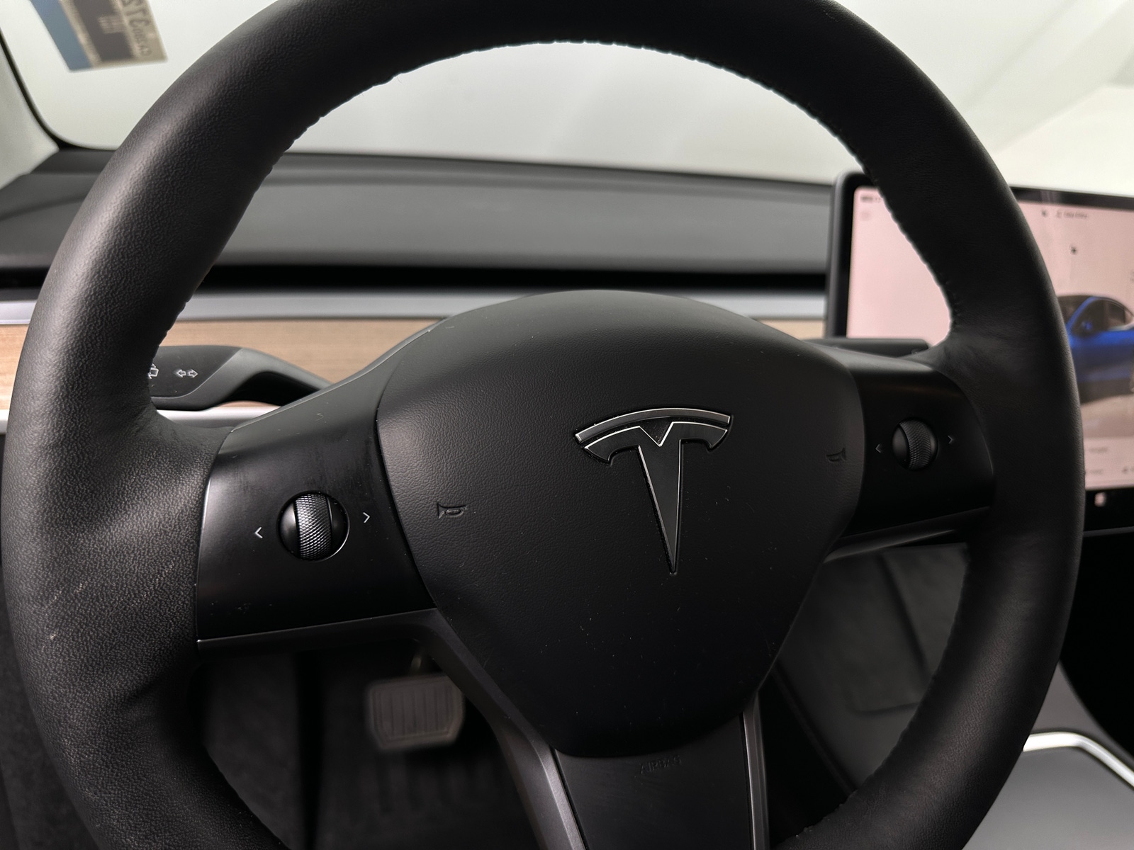 Thumbnail: 2023 Tesla Model Y - 4