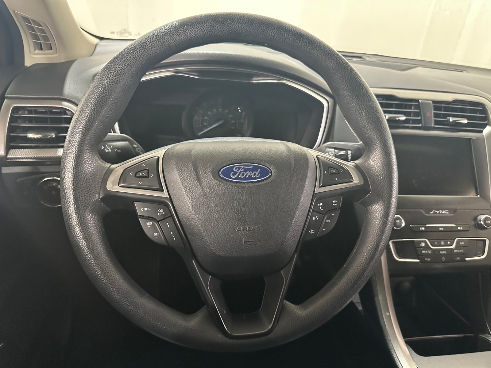 Thumbnail: 2020 Ford Fusion - 5