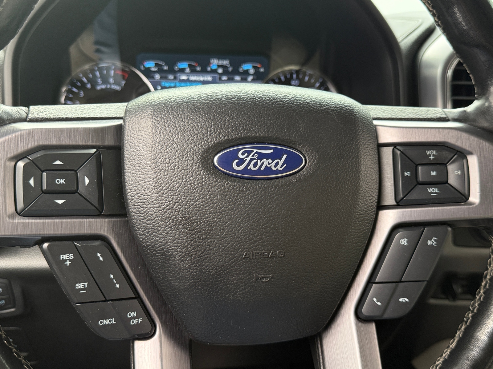 Thumbnail: 2019 Ford Expedition MAX - 4