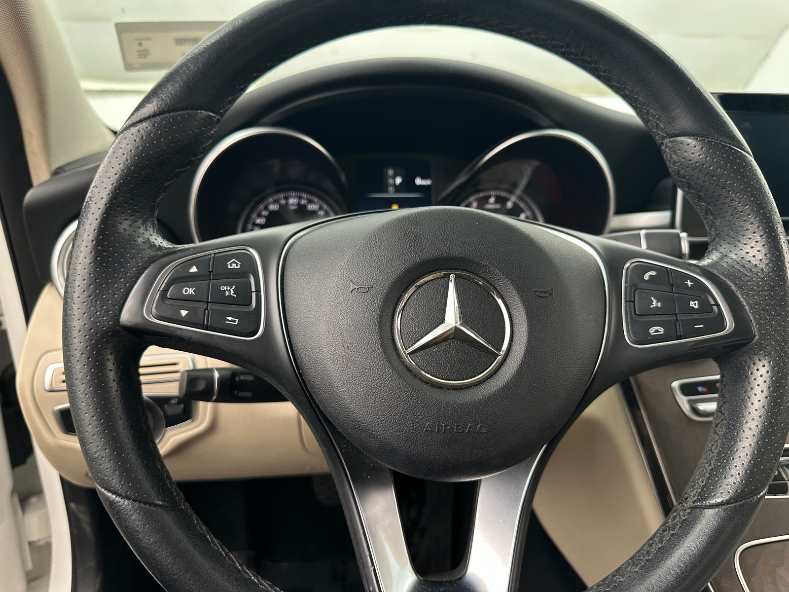 Thumbnail: 2018 Mercedes-Benz C-Class - 4
