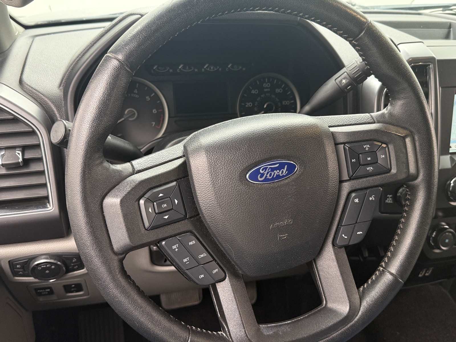 Thumbnail: 2019 Ford Econoline - 5