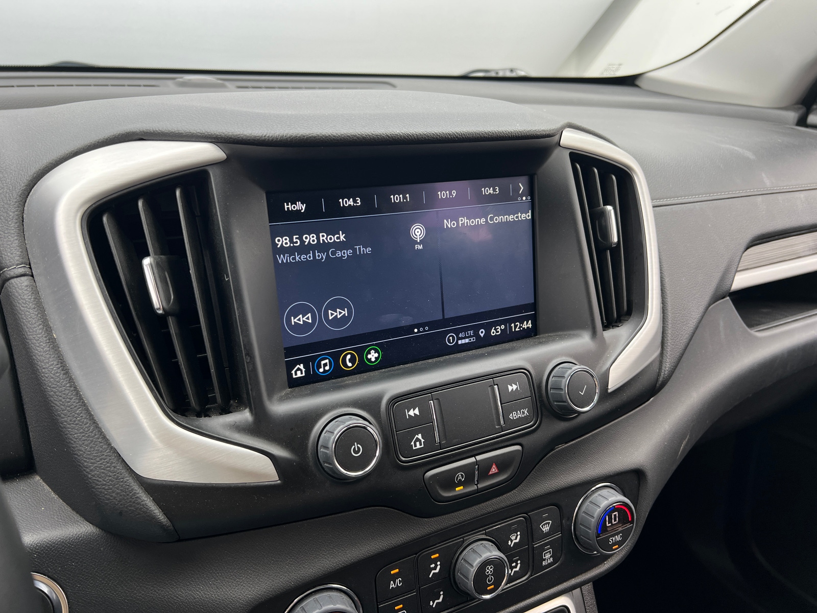 Thumbnail: 2024 GMC Terrain - 3