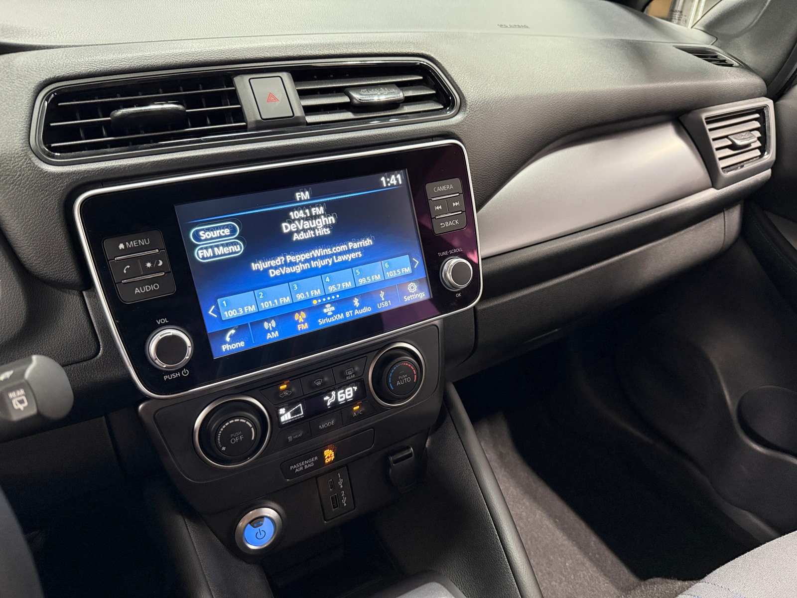 Thumbnail: 2025 Nissan Leaf - 4