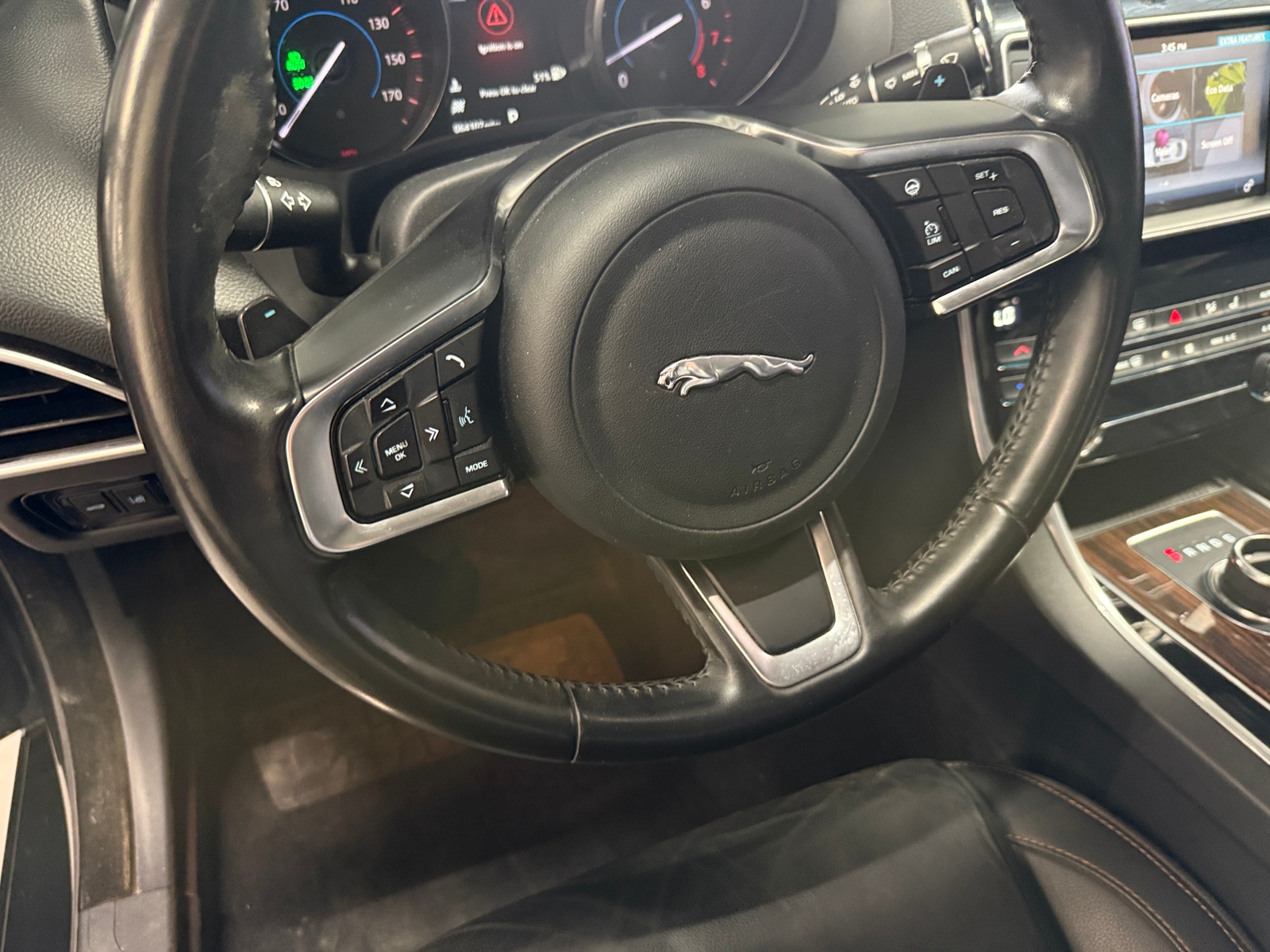 Thumbnail: 2018 Jaguar XE - 4