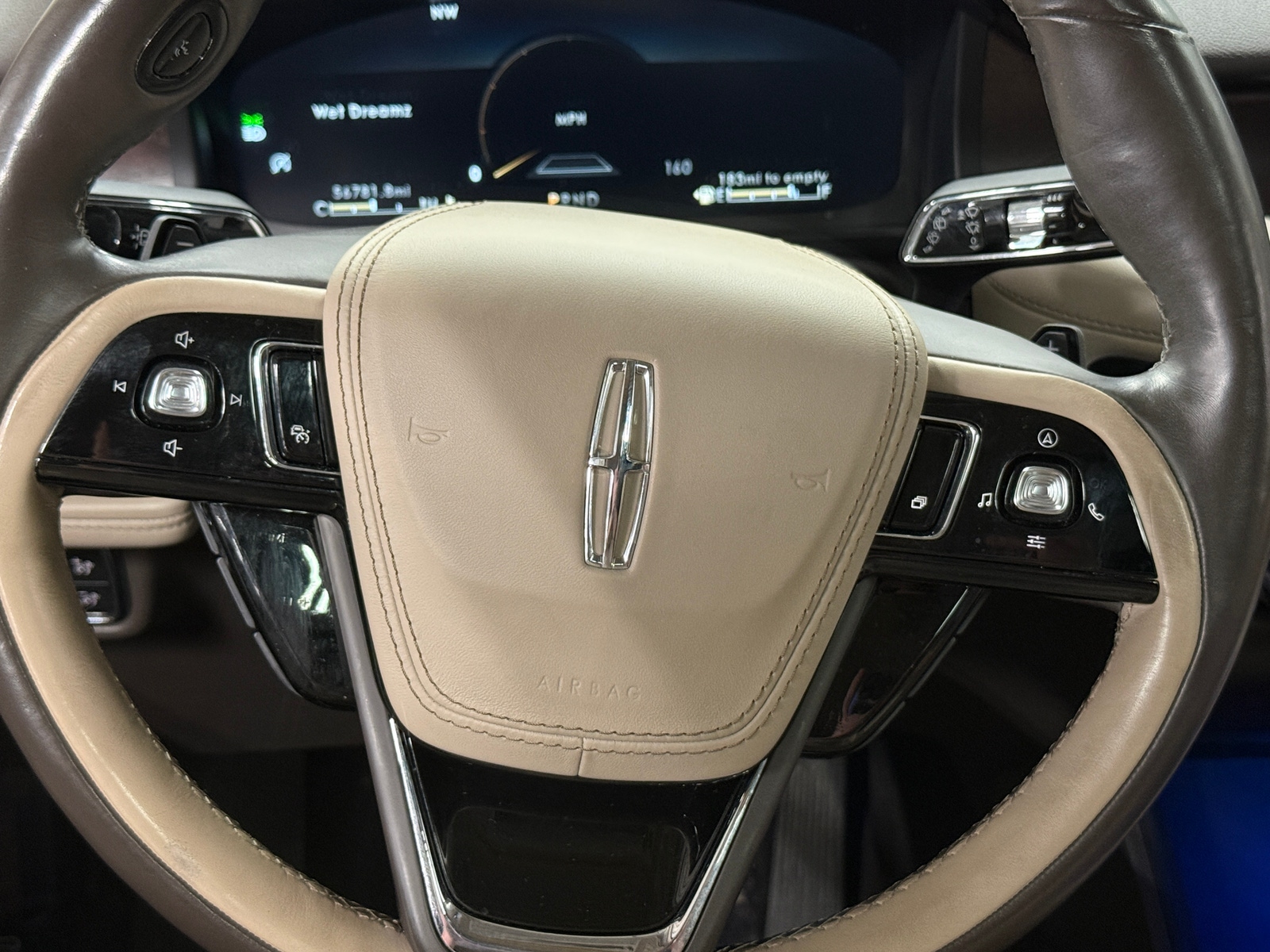 Thumbnail: 2020 Lincoln Aviator - 4