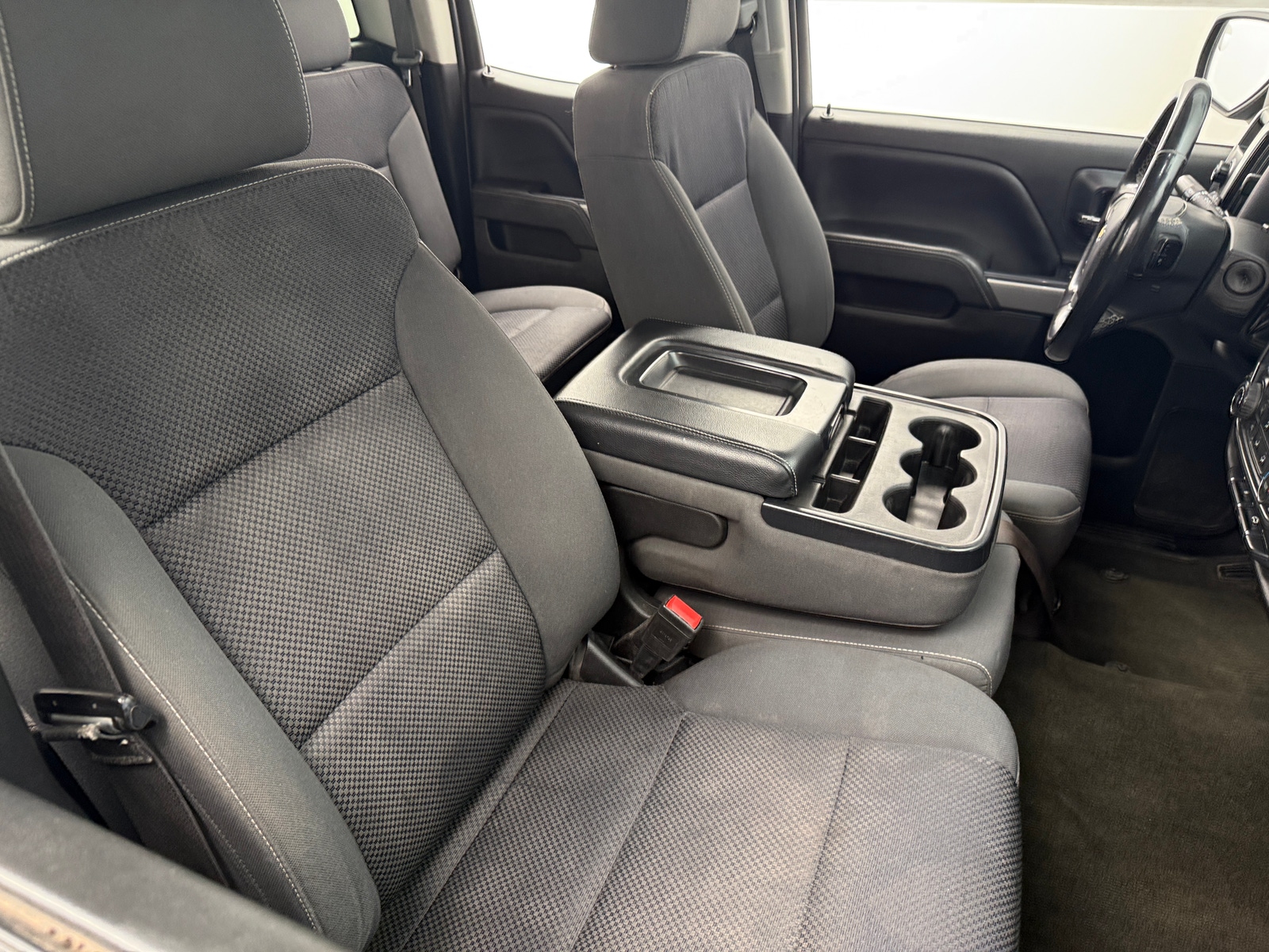 Thumbnail: 2018 Chevrolet Silverado 1500 - 2