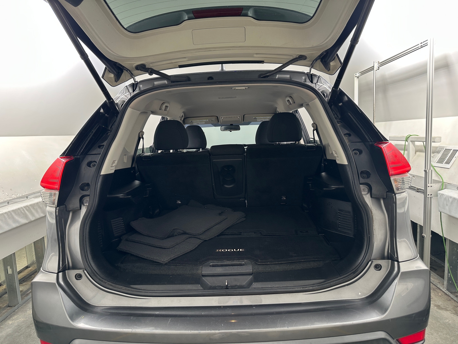 Thumbnail: 2017 Nissan Rogue - 7