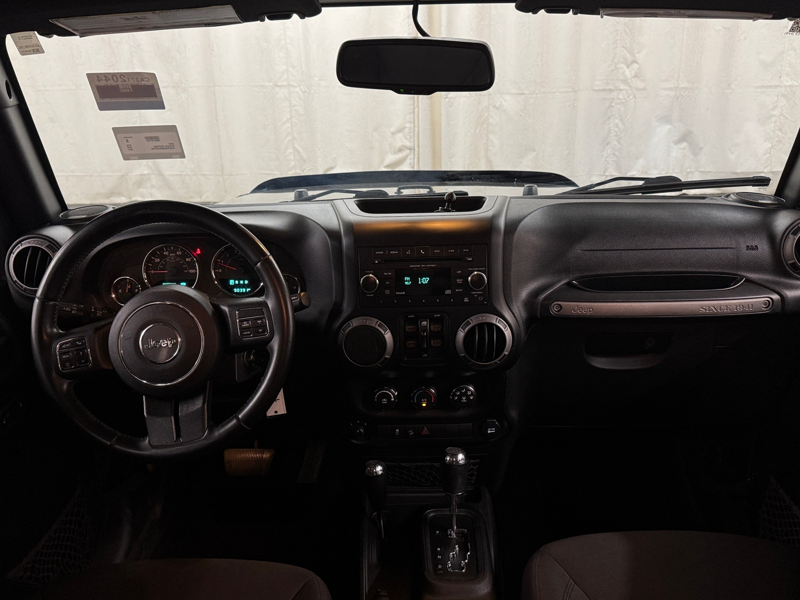 Thumbnail: 2017 Jeep Wrangler - 3