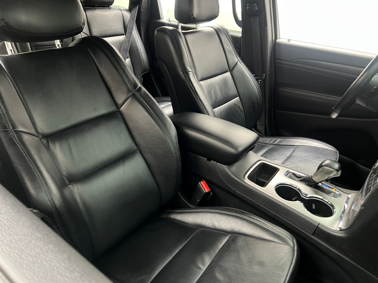 Thumbnail: 2018 Jeep Grand Cherokee - 2