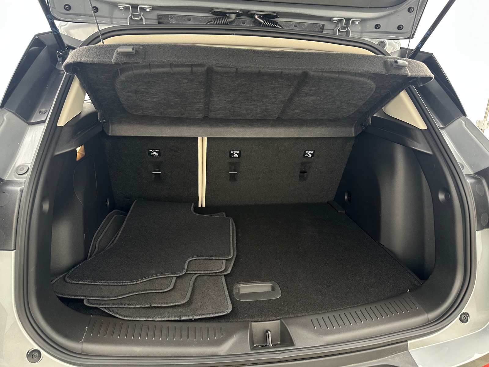 Thumbnail: 2023 Buick Encore GX - 6