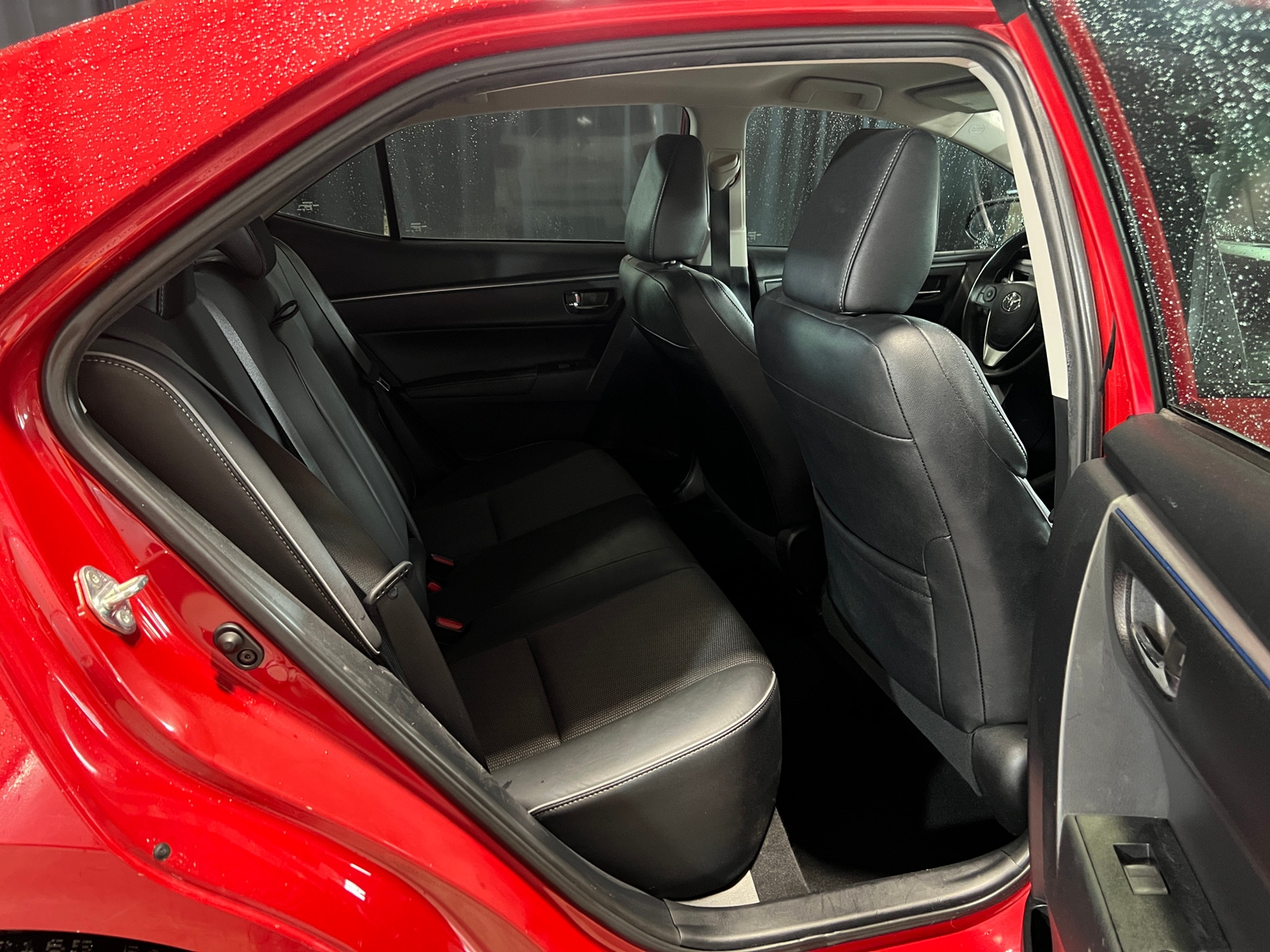 Thumbnail: 2015 Toyota Corolla - 6