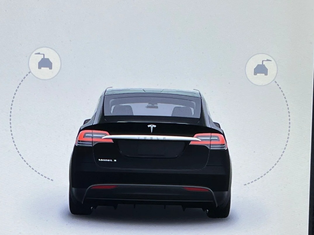 Thumbnail: 2017 Tesla Model X - 3