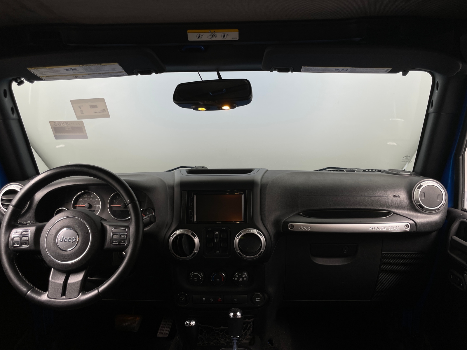 Thumbnail: 2015 Jeep Wrangler - 3