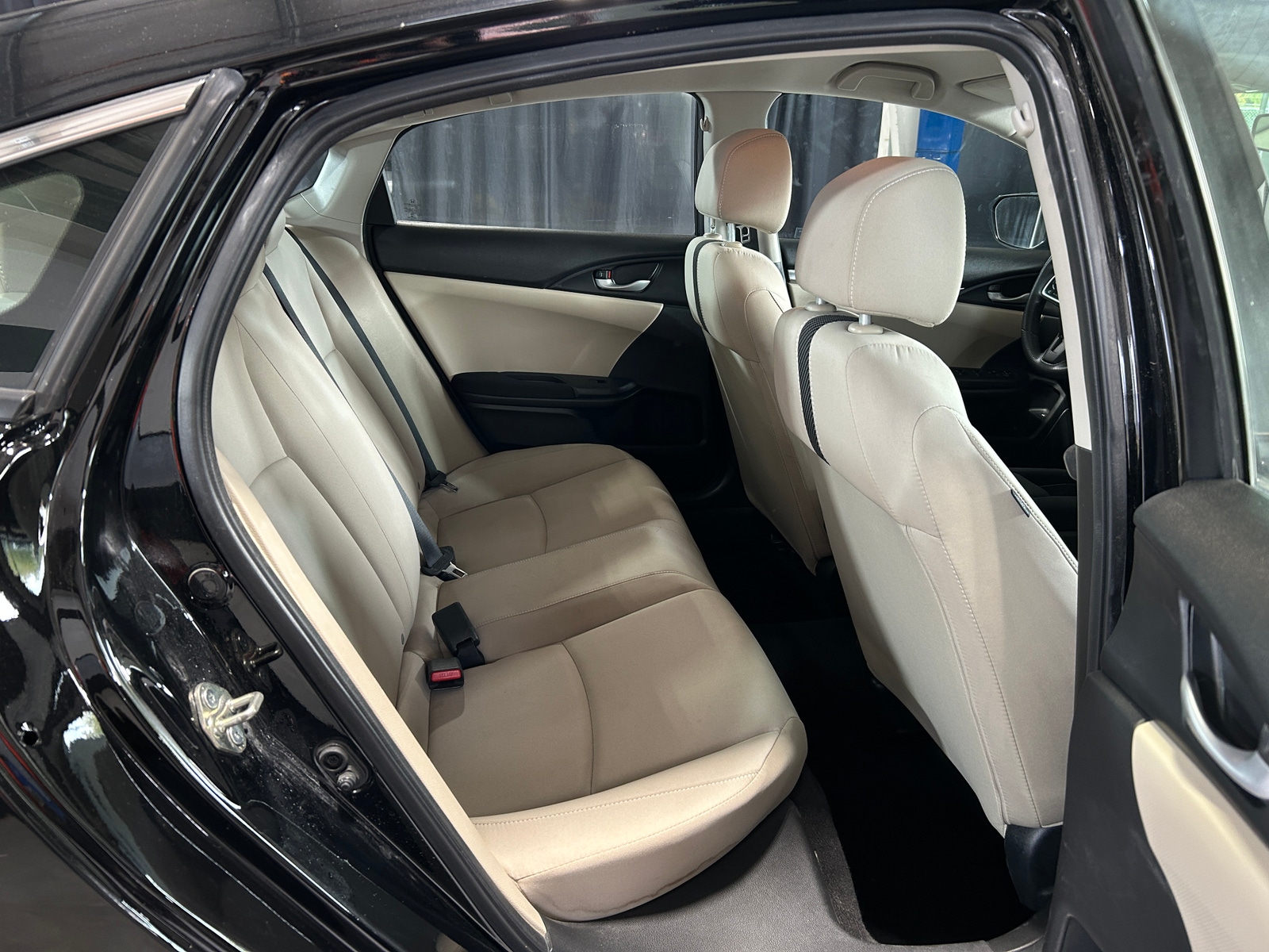 Thumbnail: 2017 Honda Civic - 6