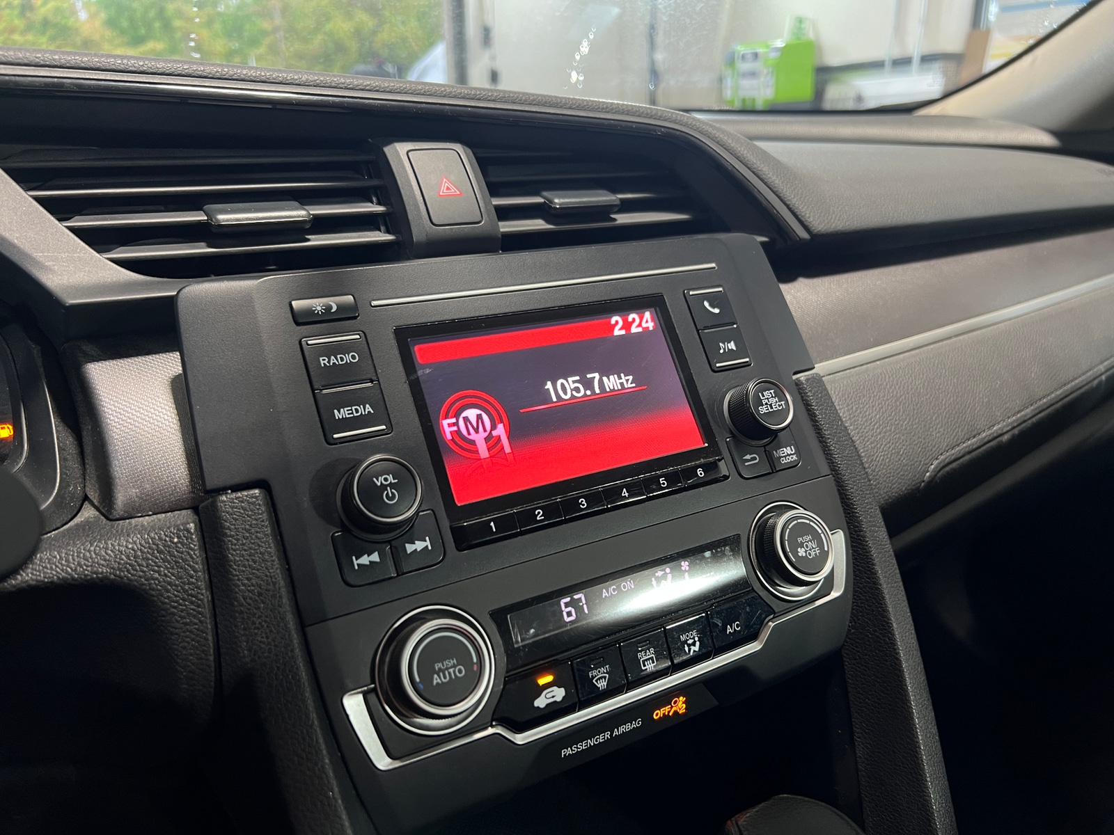 Thumbnail: 2017 Honda Civic - 4