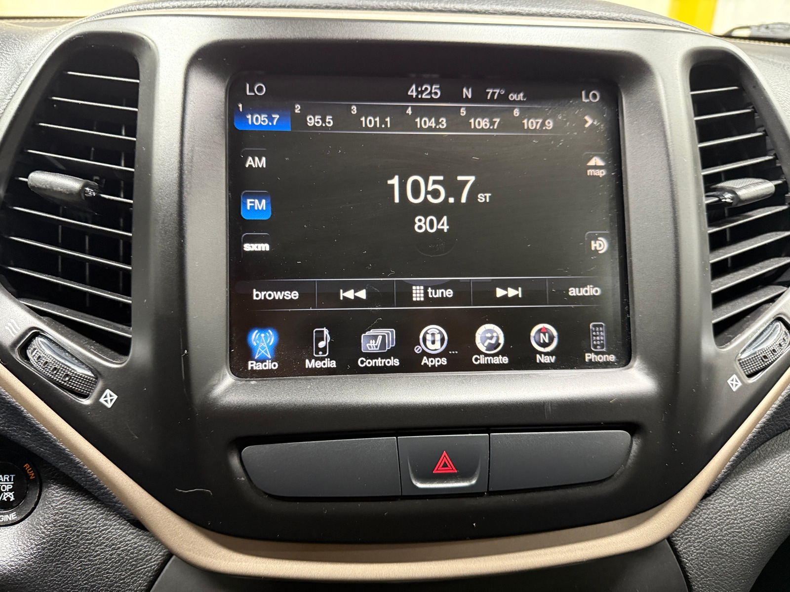 Thumbnail: 2016 Jeep Cherokee - 3