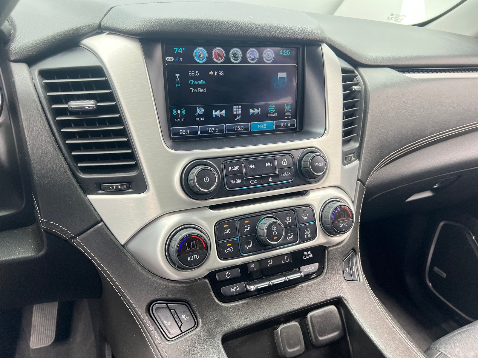 Thumbnail: 2020 GMC Yukon - 3