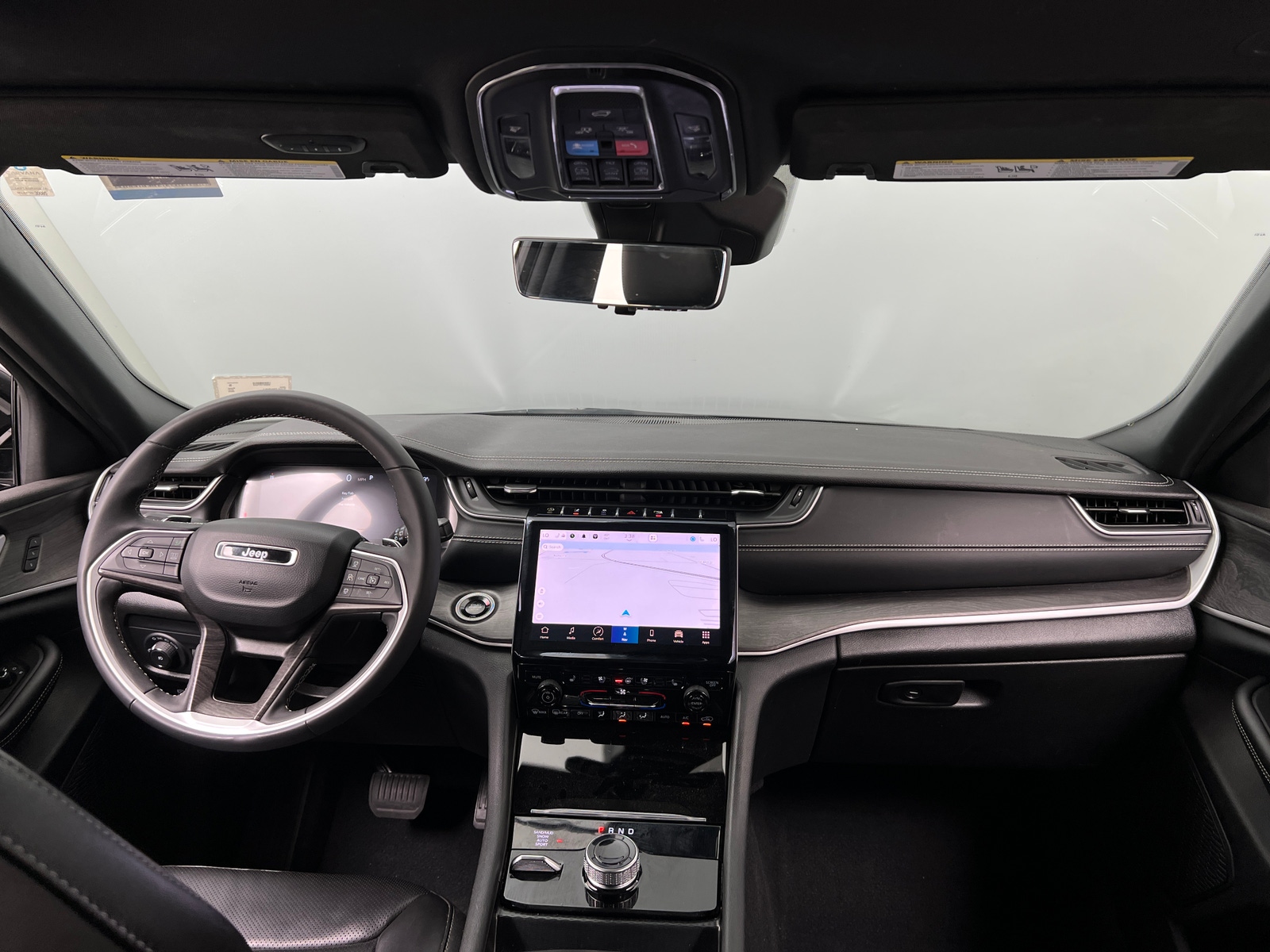 Thumbnail: 2024 Jeep Grand Cherokee L - 2