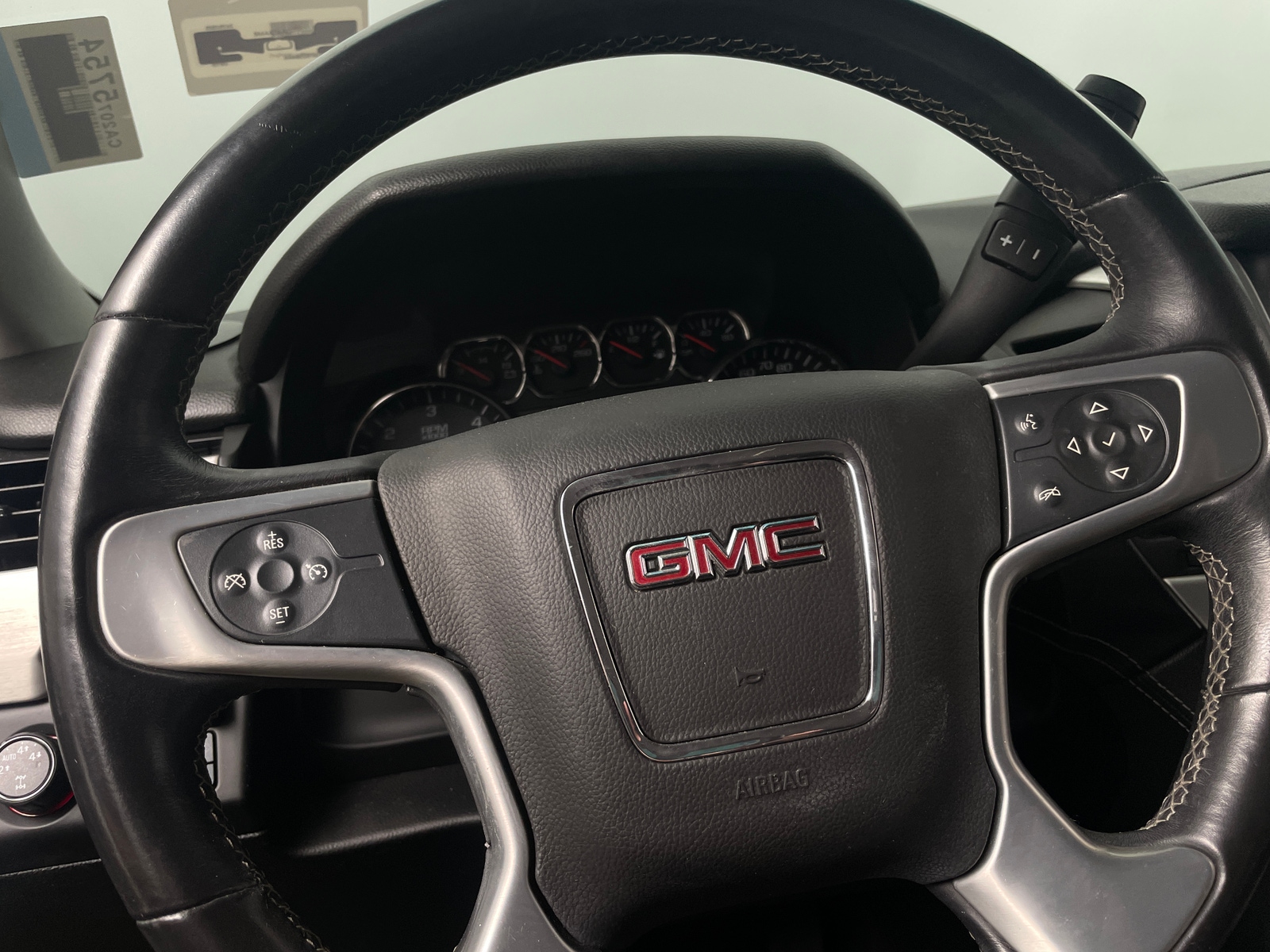 Thumbnail: 2015 GMC Yukon XL - 5