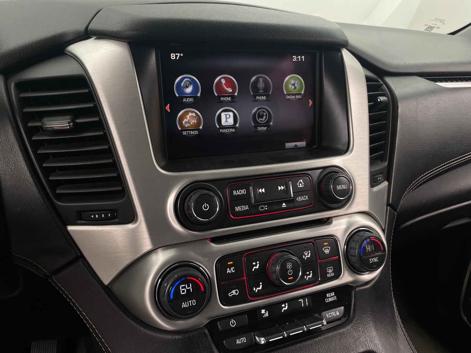 Thumbnail: 2015 GMC Yukon XL - 4