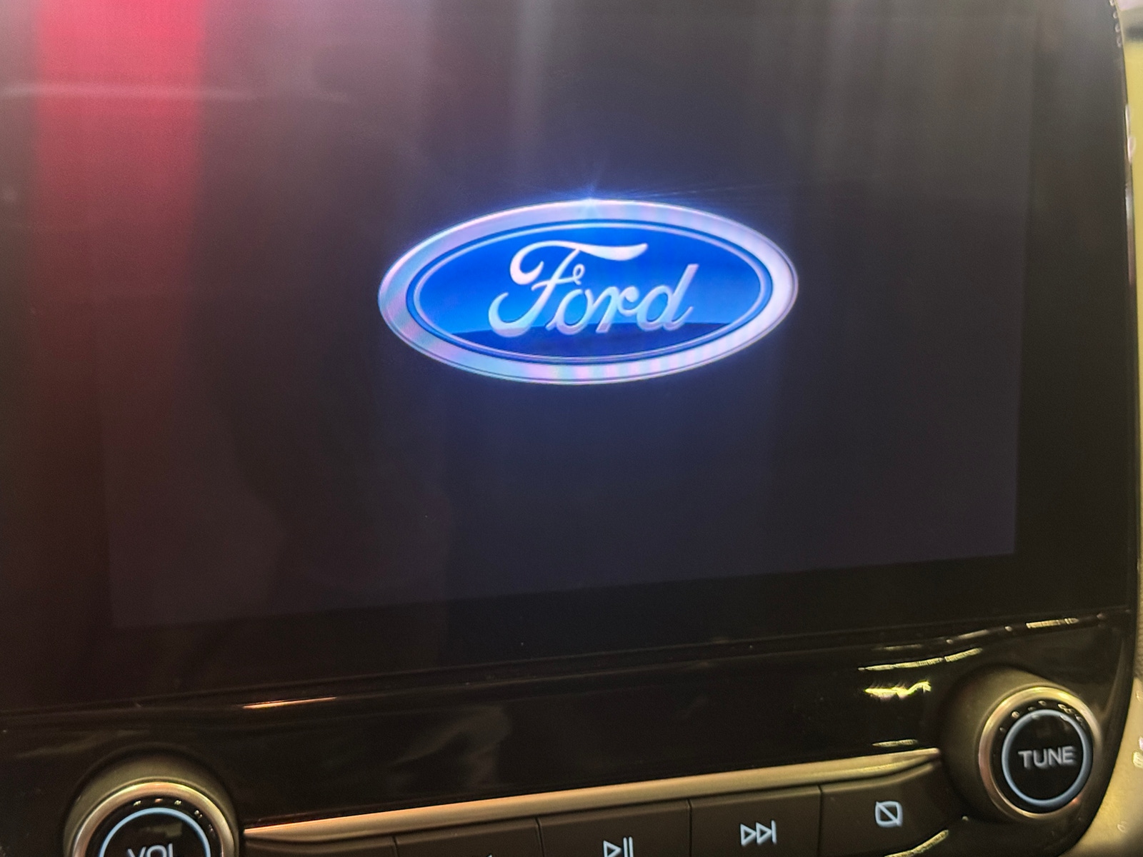 Thumbnail: 2021 Ford EcoSport - 4