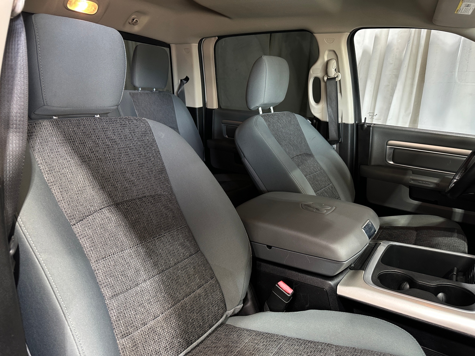 Thumbnail: 2019 RAM 1500 Classic - 2
