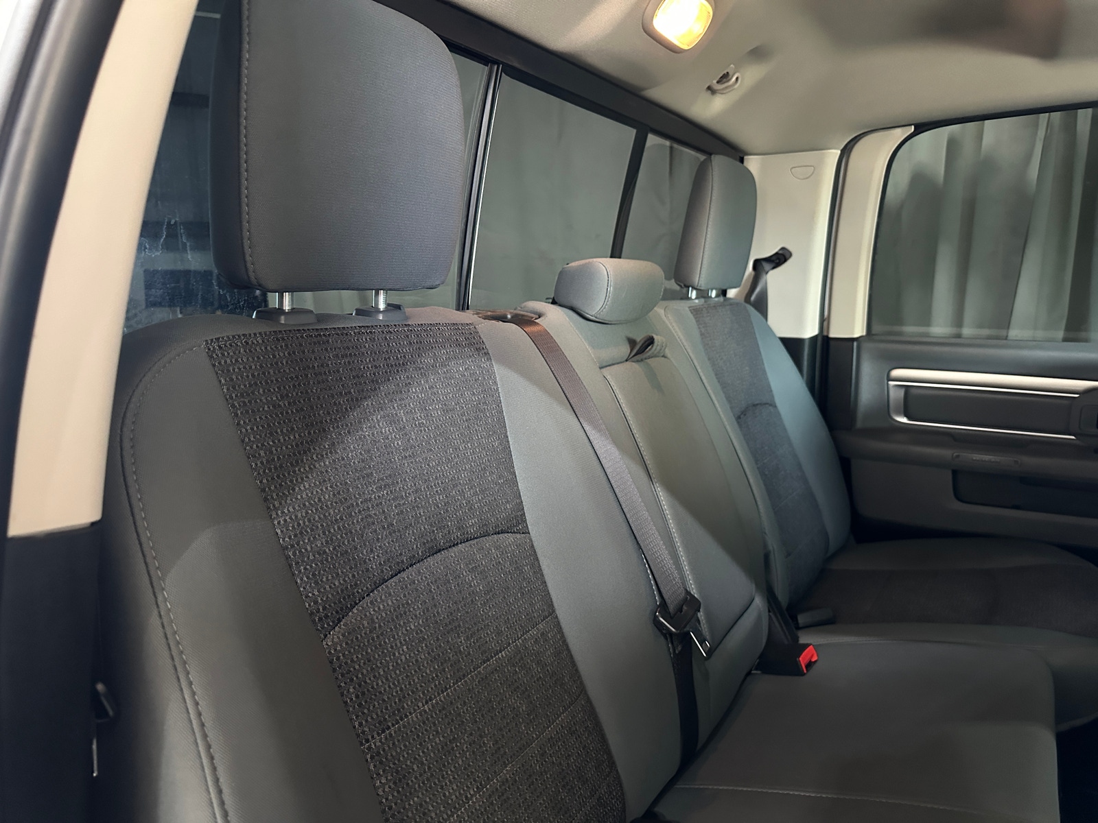 Thumbnail: 2019 RAM 1500 Classic - 6