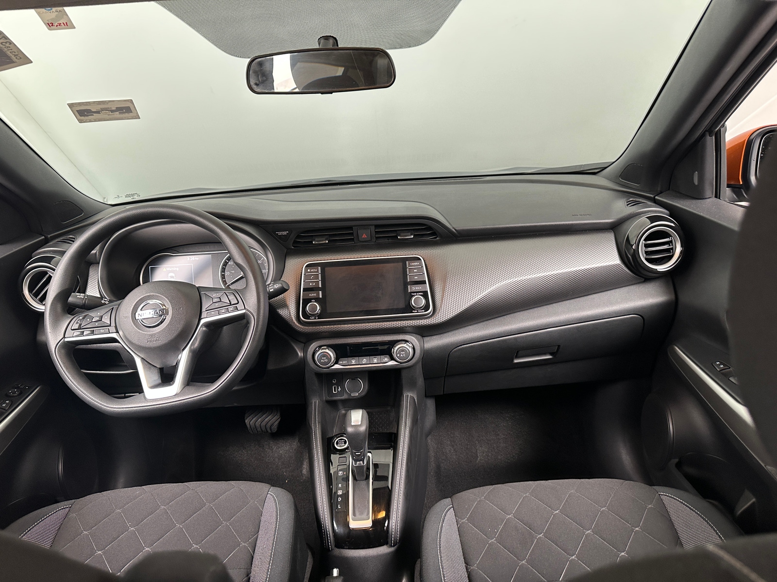Thumbnail: 2018 Nissan Kicks - 3